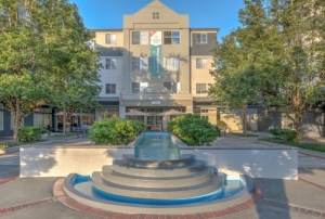 Northgate Plaza | Seattle Assisted Living | Retirement Living