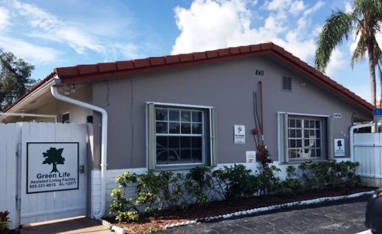 Best Memory Care In Fort Lauderdale, FL | Retirement Living