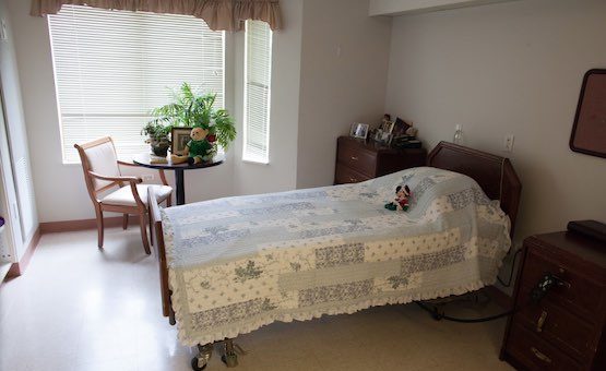 Best Memory Care in Chicago, IL Retirement Living