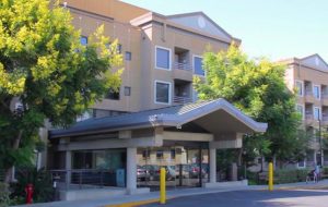 Sakura Gardens of Los Angeles | Retirement Living