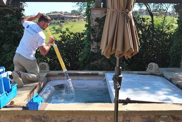 hot tub cleaning