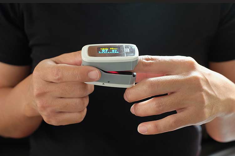 The 2 Best Pulse Oximeters for Home Use of 2024