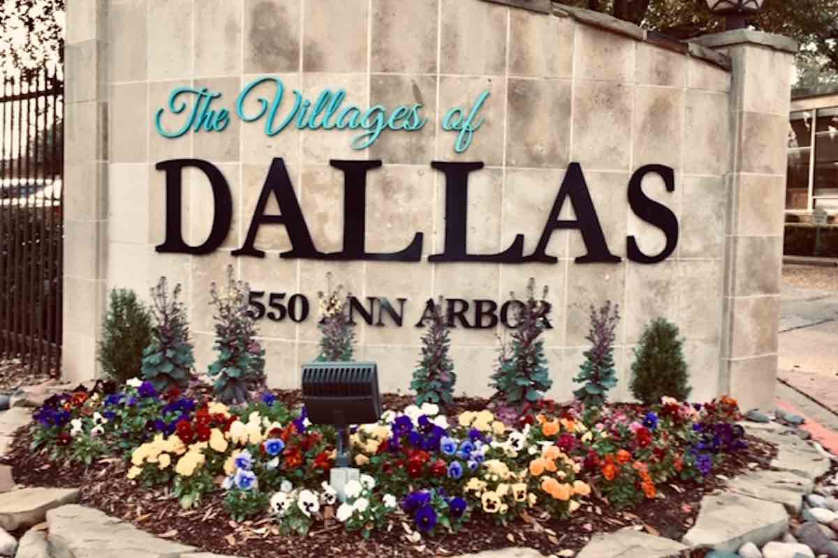 The Villages of Dallas Entrance