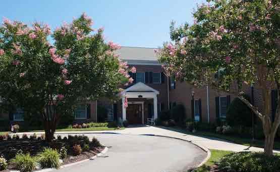 Commonwealth Senior Living at Kings Grant House photo