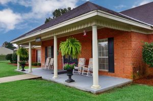 Country Cottage in Montgomery