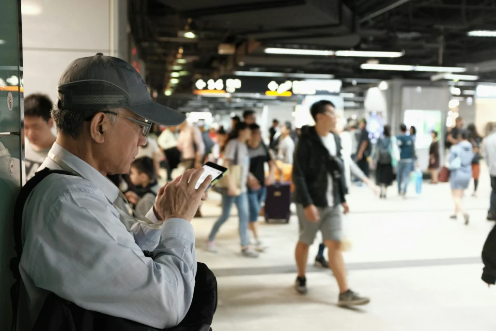 Tracfone partners with seniors group to boost digital confidence