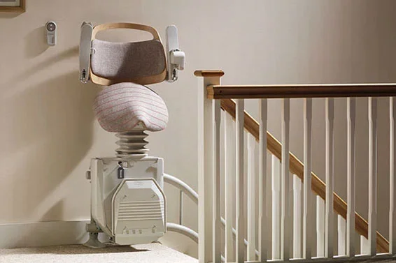 Stannah Sadler standing stairlift on top landing