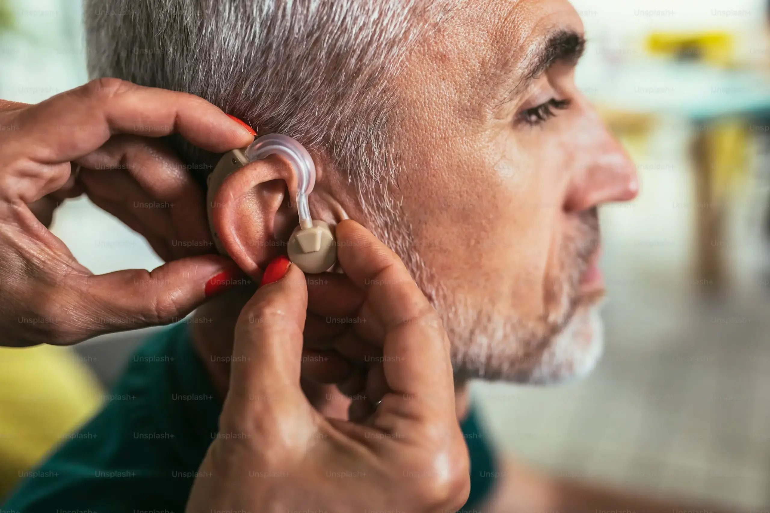Battery vs. Rechargeable Hearing Aids
